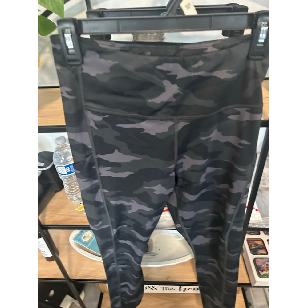 Women's Athleta Ultimate Camo 7/8 Tight Leggings S Black Gray